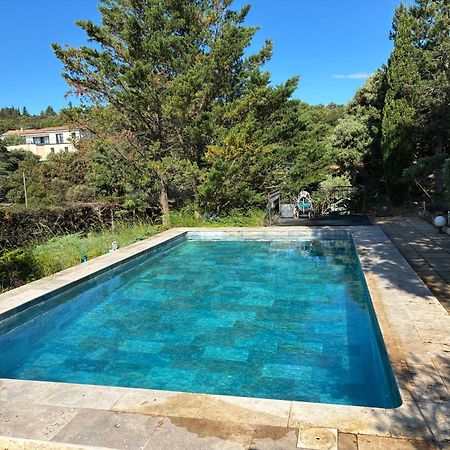 Gite 2 Chambres Avec Piscine Sernhac Екстериор снимка